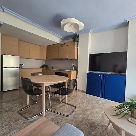 Apartment Sea Soon - 1 Minute From The And The Center